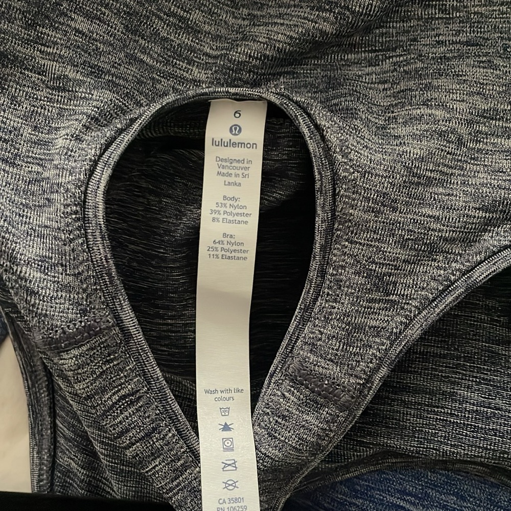 Lululemon - Picture 6 of 6